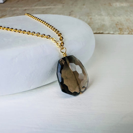 1/2" Smokey Quartz Pendant Necklace